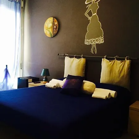 La Donna Garbata לינה וארוחת בוקר רומא